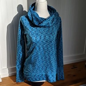 Athleta cowl neck sport shirt